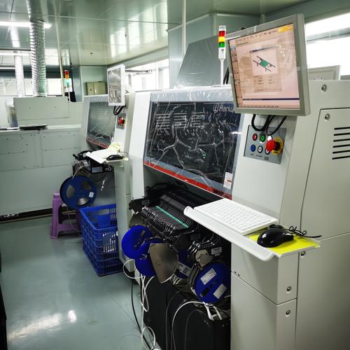 承接模具 注塑电源适配器开发及加工工厂直销25w 45w充电器适配器
